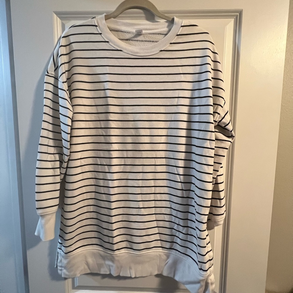 Old Navy Oversized Boyfriend Tunic Sweatshirt